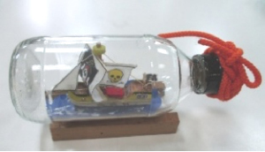 はじめてのクラフトテープ金魚のストラップイメージ